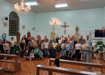 Comunidade Nossa Senhora da Saúde recebe Imagem da Padroeira do município de Ouro
