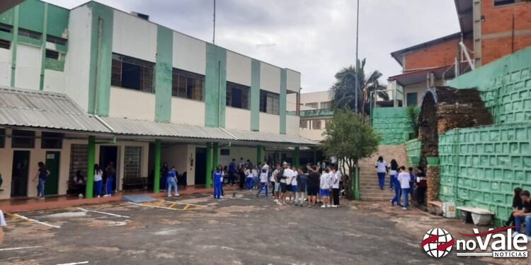 Mais de 1.700 alunos da rede estadual retornam às escolas em Capinzal e Ouro