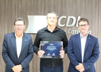 Empresário Raphael Bebber é empossado Conselheiro Estadual do SPC/SC