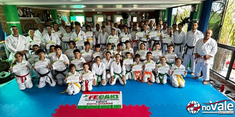 1º Curso Técnico de Karatê é realizado em Capinzal