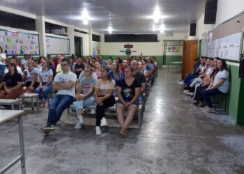 Famílias participam da Assembleia de Pais na Escola São Cristóvão
