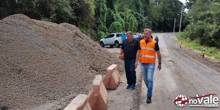 Secretário de Estado da infraestrutura visita obras na SC – 150/390 entre Capinzal e Piratuba
