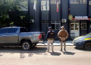 Picape roubada na capital e com placas clonadas é recuperada em Erval Velho