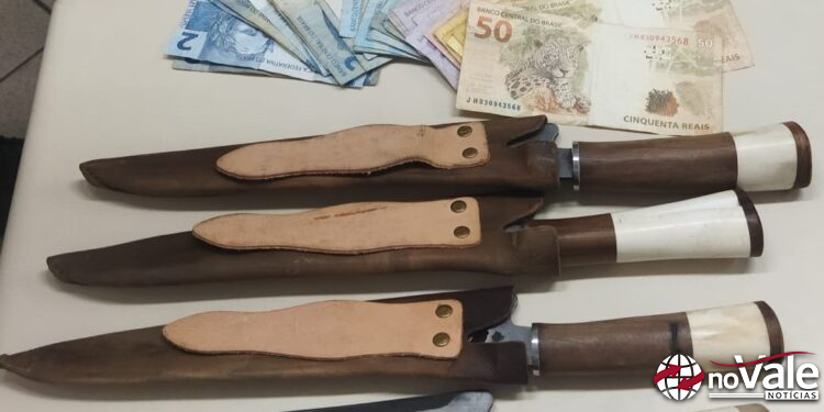 Dupla responsável por cometer uma série de furtos na região é detida pela Polícia Militar