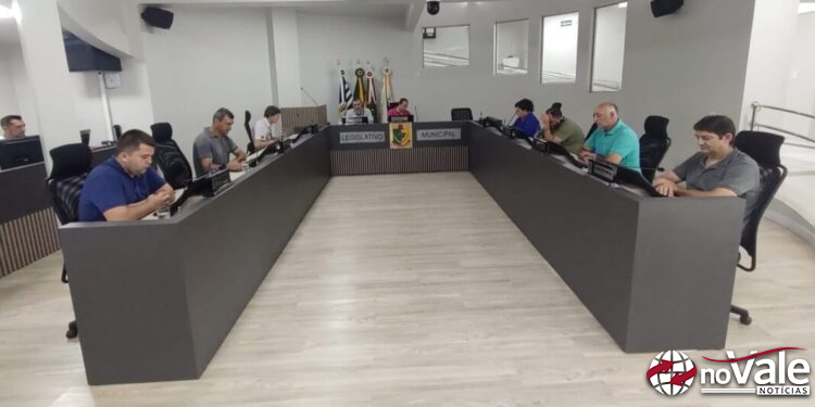 Aprovado reajuste salarial de 6% aos servidores públicos de Capinzal