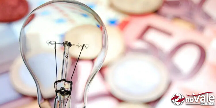 Aneel mantém bandeira tarifária verde em maio