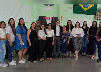 Projeto Educacional “Altas Horas” promove debate sobre violência contra a mulher em Lacerdópolis