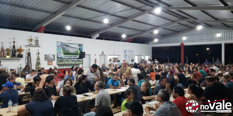 Realizado com sucesso bingo beneficente do Master Futebol Capinzal