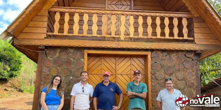 Comissão realiza o inventário dos pontos turísticos de Ouro