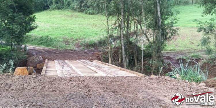 Ponte da comunidade de Linha Rancho Grande é liberada para trânsito após reforma
