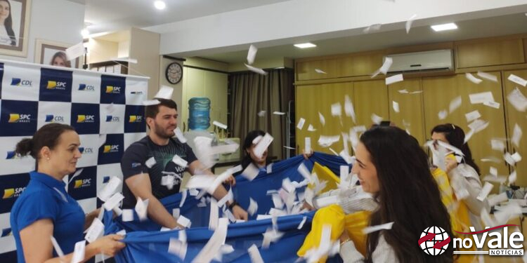 CDL Capinzal sorteia R$ 5 mil em vales-compra na Campanha do Dia das Mães