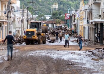 Sobe para 169 o número de mortes no RS