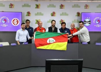 Grêmio e Inter lançam campanha ‘Jogando junto pela reconstrução do RS’