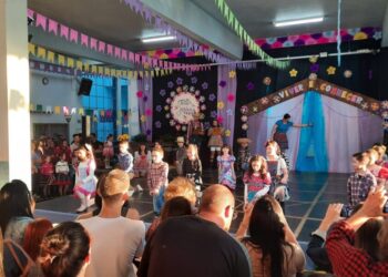 Escola Viver e Conhecer festejou São João com grande público