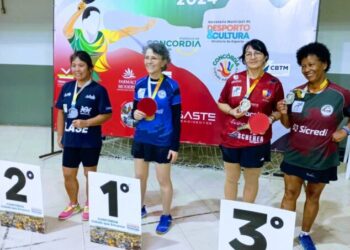 Tenista Capinzalense Rose Vilarino conquista bronze no Circuito Catarinense de Tênis de Mesa