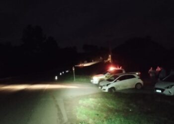 Colisão entre veículos é registrada na SC-467 em Capinzal