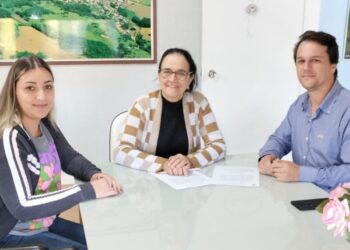 Assinada ordem de serviço para pavimentação de parte de ruas na área central de Zortéa