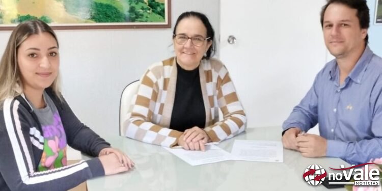 Assinada ordem de serviço para pavimentação de parte de ruas na área central de Zortéa