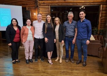 Escritora e gestora Monize Calderoli lança seu primeiro livro