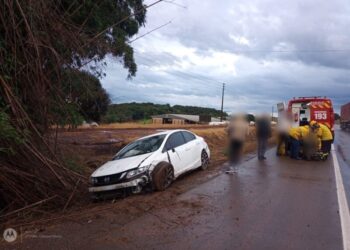 Saída de pista é registrada na BR-470 em Campos Novos