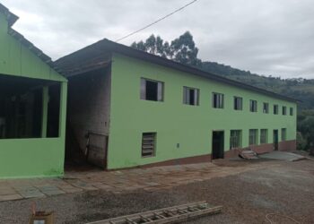 Salão do Distrito de Uruguai (Piratuba) é revitalizado com esforço voluntário