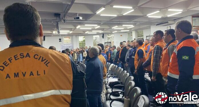 1º Seminário Estadual de Proteção e Defesa Civil aborda prevenção de desastres e mudanças climáticas