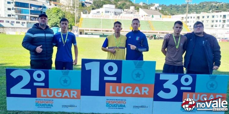 Alunos da Escola Belisário Pena se destacam na Etapa Regional dos JESC