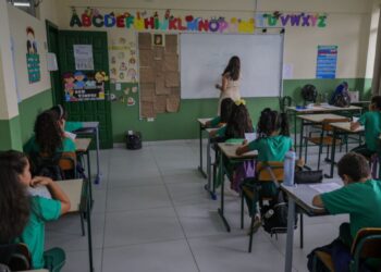 Inscrições para o maior concurso da história da Educação de Santa Catarina começam nesta terça