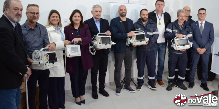 Governo do Estado entrega equipamentos inéditos para o Samu