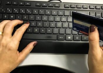 Saldo devedor de cartão pode ser portado para opções com juro menor