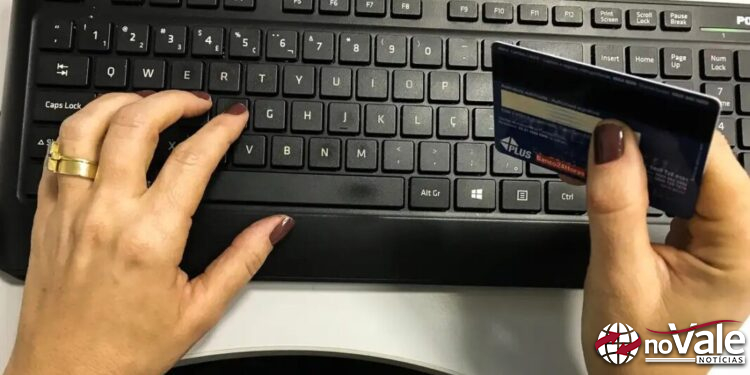 Saldo devedor de cartão pode ser portado para opções com juro menor