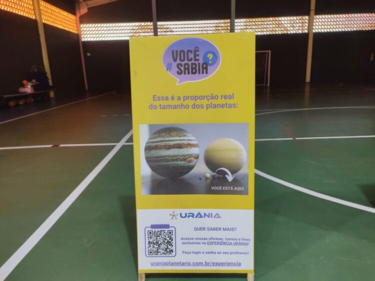 Alunos da Rede Municipal de Ensino de Zortéa exploram o universo com a Urania Planetário Móvel