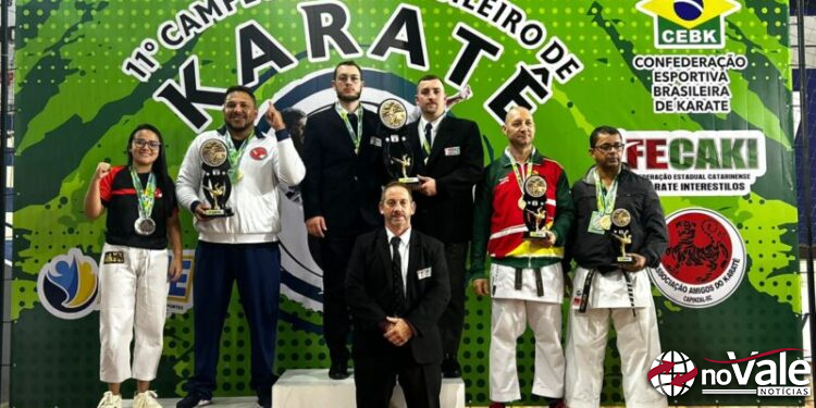 Santa Catarina é campeã do 11º Campeonato Brasileiro de Karatê