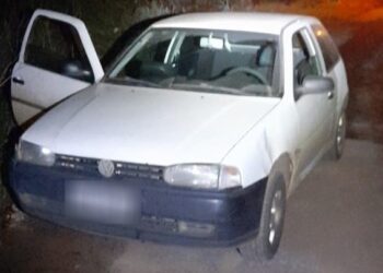 Polícia Militar recupera carro furtado e prende dois criminosos em Caçador