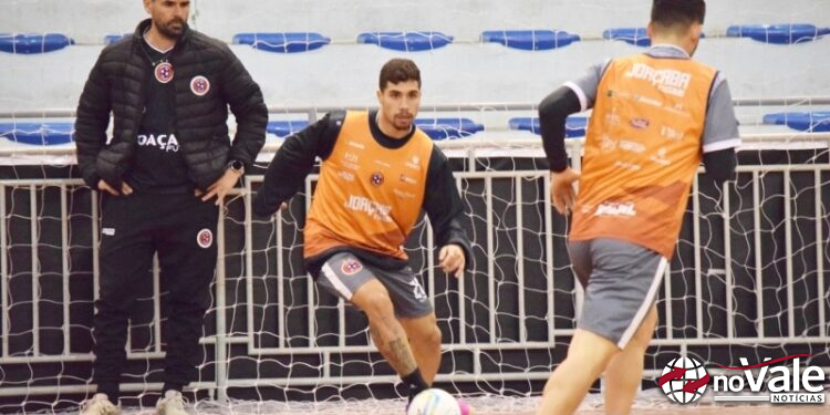 Joaçaba Futsal enfrenta o Magnus nesta terça-feira pela Liga Nacional