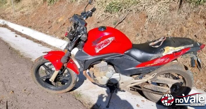 Motociclista sofre ferimentos graves em acidente em Vargem Bonita
