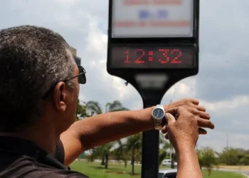 Horário de verão tem apoio de 54,9% da população