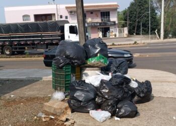 Moradores da Cidade Alta relatam problemas na coleta de lixo