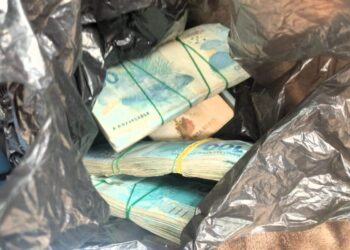 PRF localiza R$ 281 mil sem comprovação e apreende mercadorias importadas na BR-282 em Maravilha