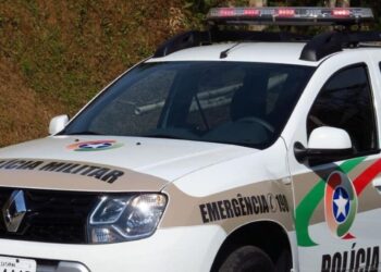 Polícia Militar prende mulher com mandado de prisão em Campos Novos