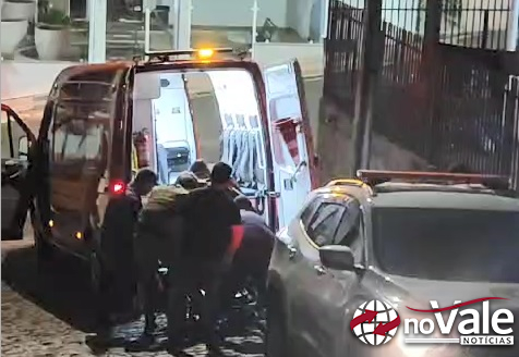 Homem sob efeito de entorpecentes cai em telhado de residência em Capinzal