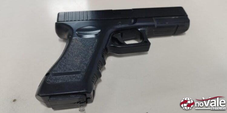 Polícia prende três suspeitos de furto a residência em Água Doce