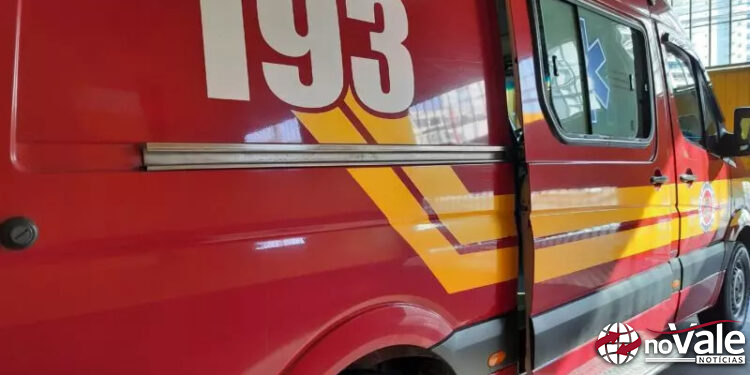 Bombeiros atendem idoso que sofreu queda no centro de Capinzal
