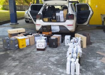 PRF apreende mais de 400 garrafas de vinho trazidas ilegalmente da Argentina