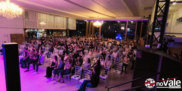 Mais de 300 pessoas participam do II Empreende Capinzal