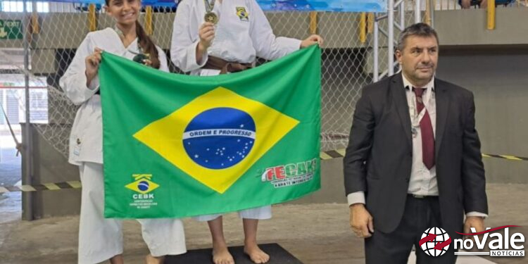 Laura de Oliveira Luz conquistou título no mundial de karatê