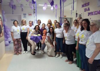 Voluntárias visitam a UTI Neonatal do HUST e doam mais 80 polvos para auxiliar na recuperação dos bebês prematuros