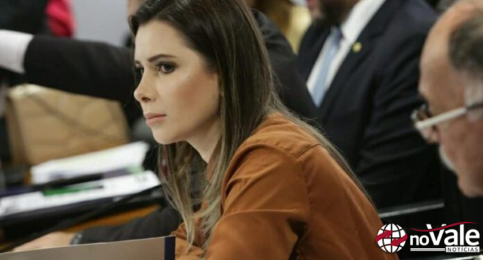 Deputada Caroline Detoni propõe fim de radares móveis em todo o Brasil