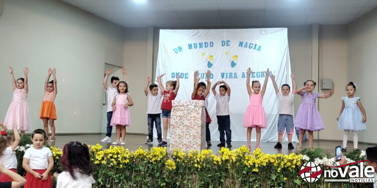 Centro de Educação Infantil Anjo Azul de Lacerdópolis promove 5ª Noite Cultural