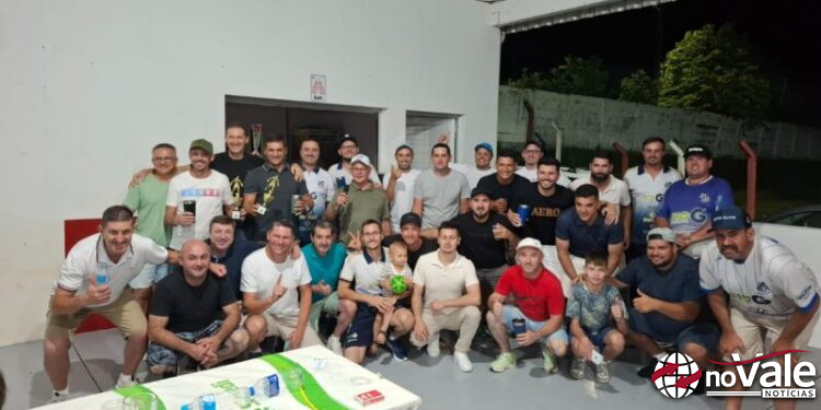 Confraternização do Master Futebol Capinzal celebra conquistas de 2024